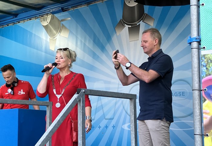 Burgemeester van Baarle-Nassau bij de opening