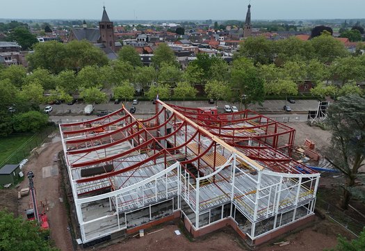 Bovenaanzicht van de staalconstructie